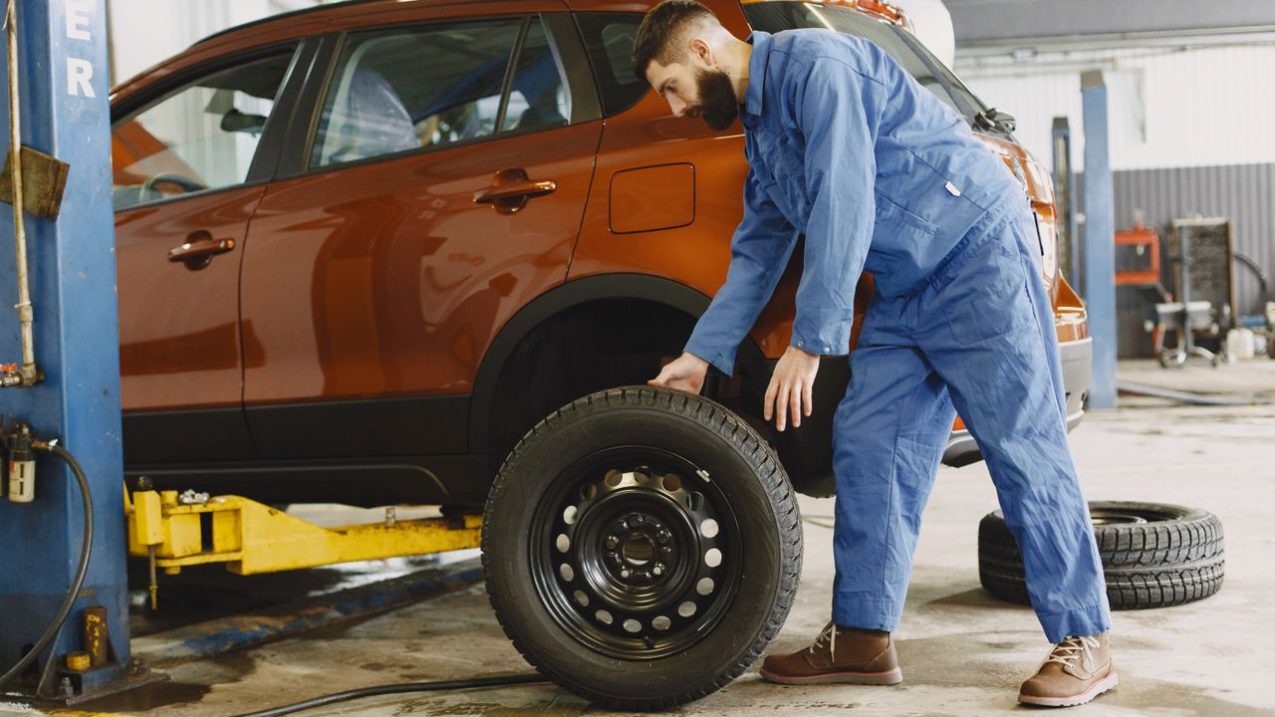 Car Tire Change