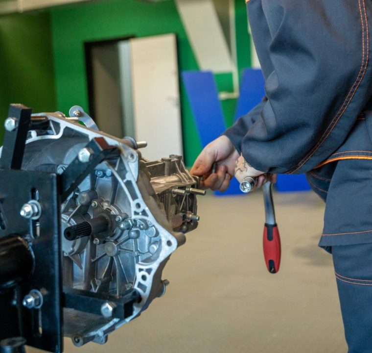Car transmission repair UAE Car transmission repair UAE